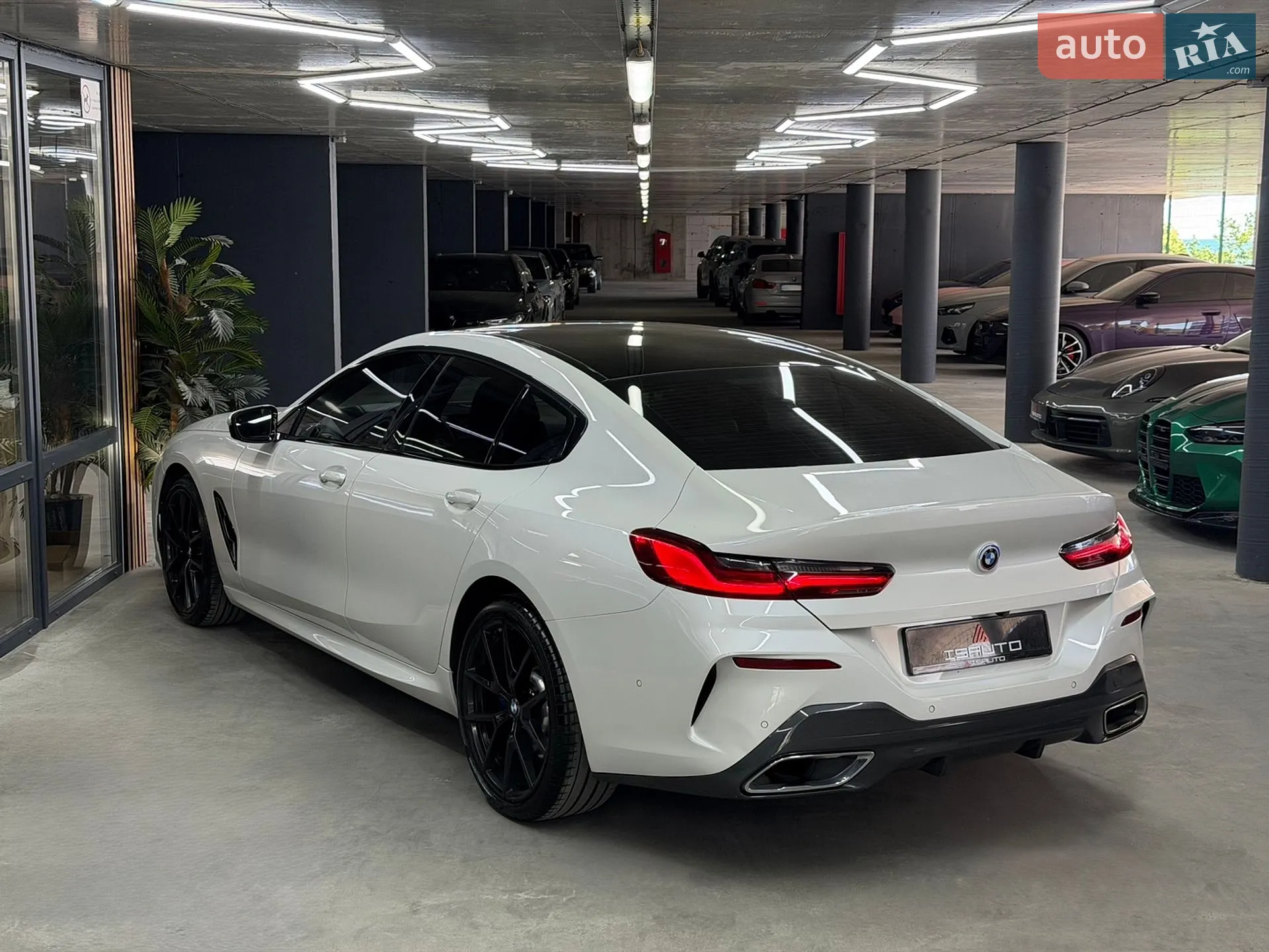 2021 BMW 8er - мініатюра 10