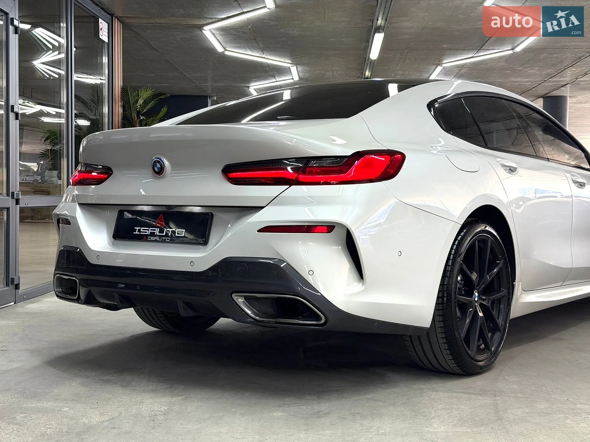 2021 BMW 8er - мініатюра 16