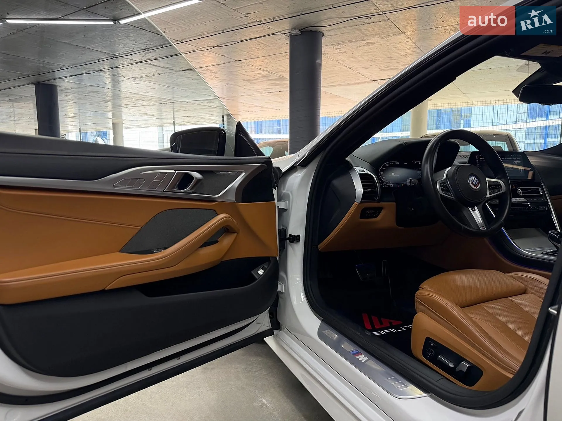 2021 BMW 8er - мініатюра 20