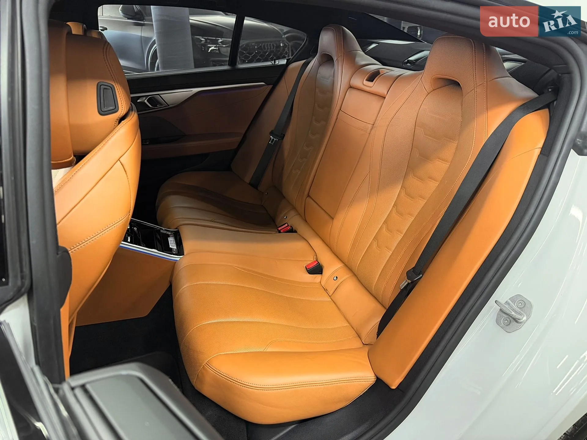 2021 BMW 8er - мініатюра 25