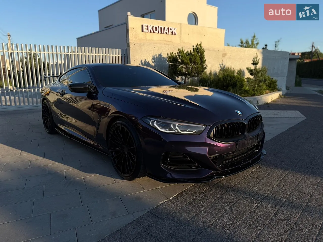 2022 BMW 8er - мініатюра 31