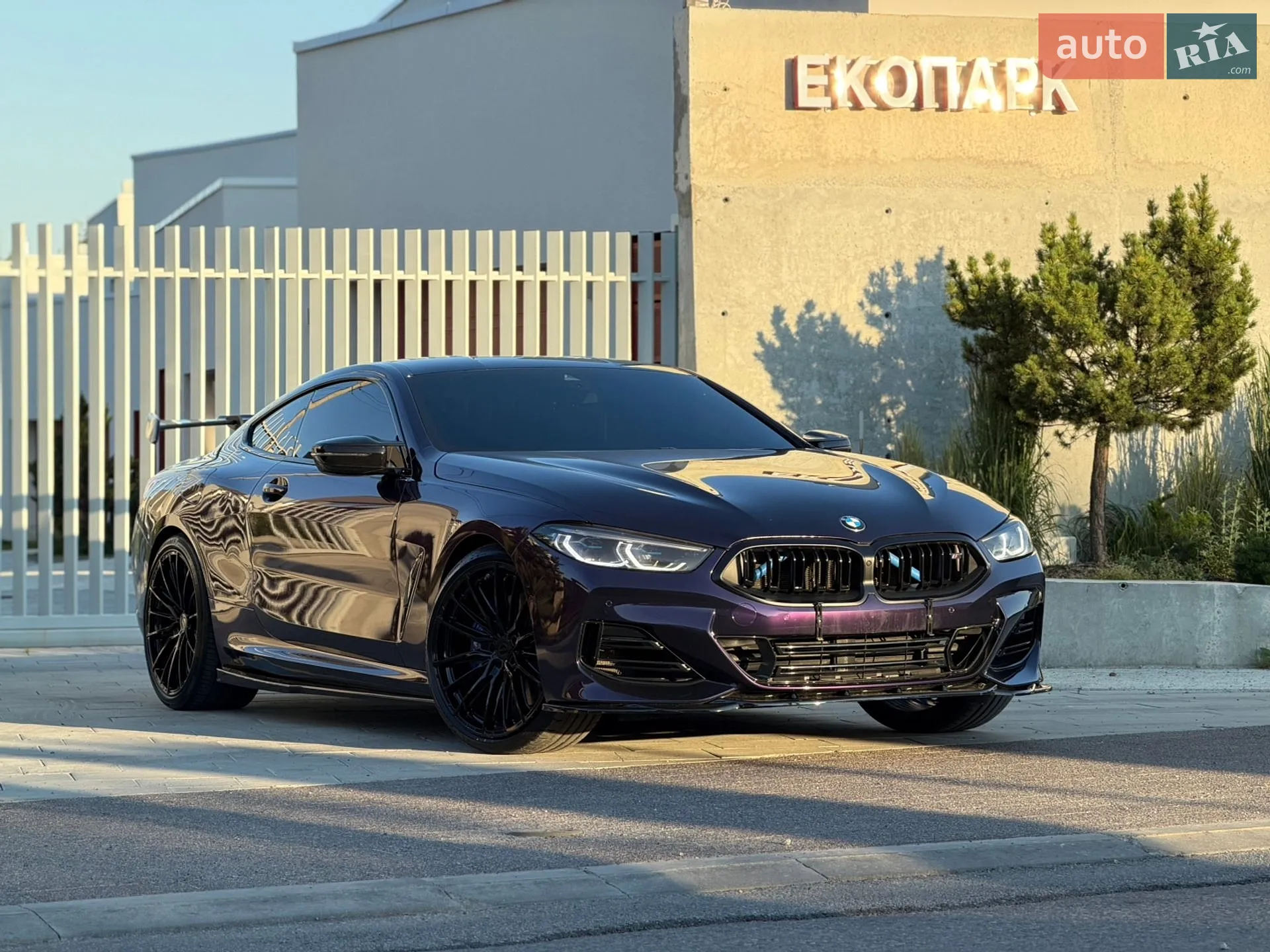 2022 BMW 8er - мініатюра 6
