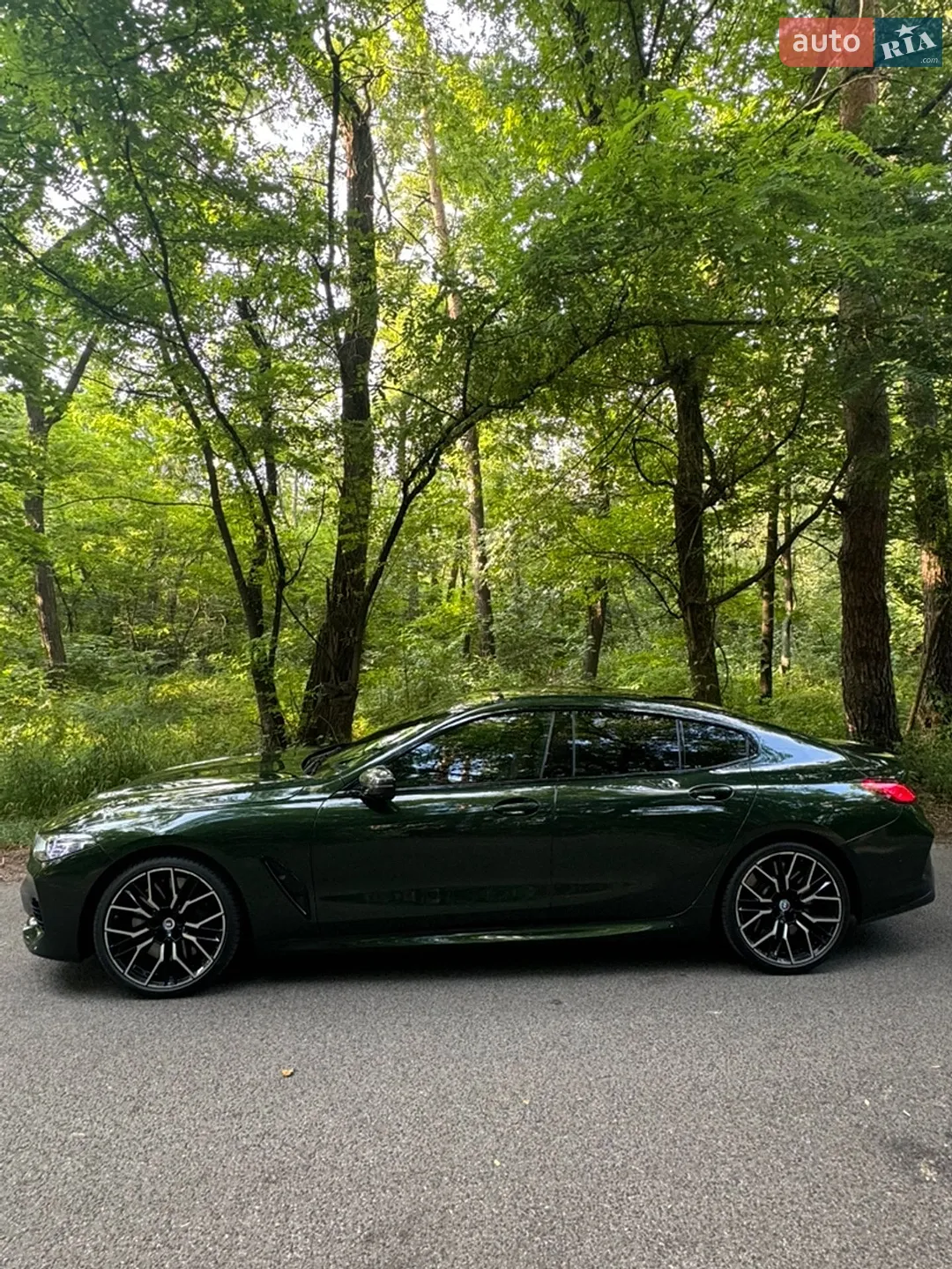 2022 BMW 8er - мініатюра 10