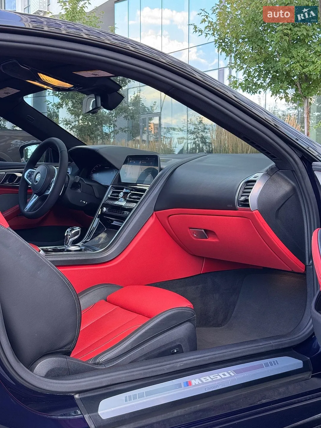 2019 BMW 8er - мініатюра 15