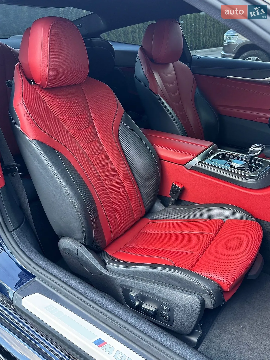 2019 BMW 8er - мініатюра 16