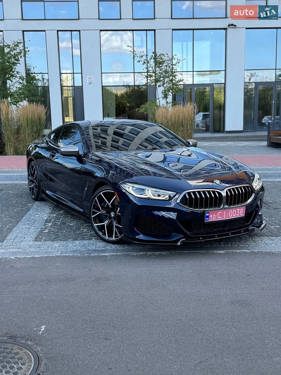 2019 BMW 8er - мініатюра 19