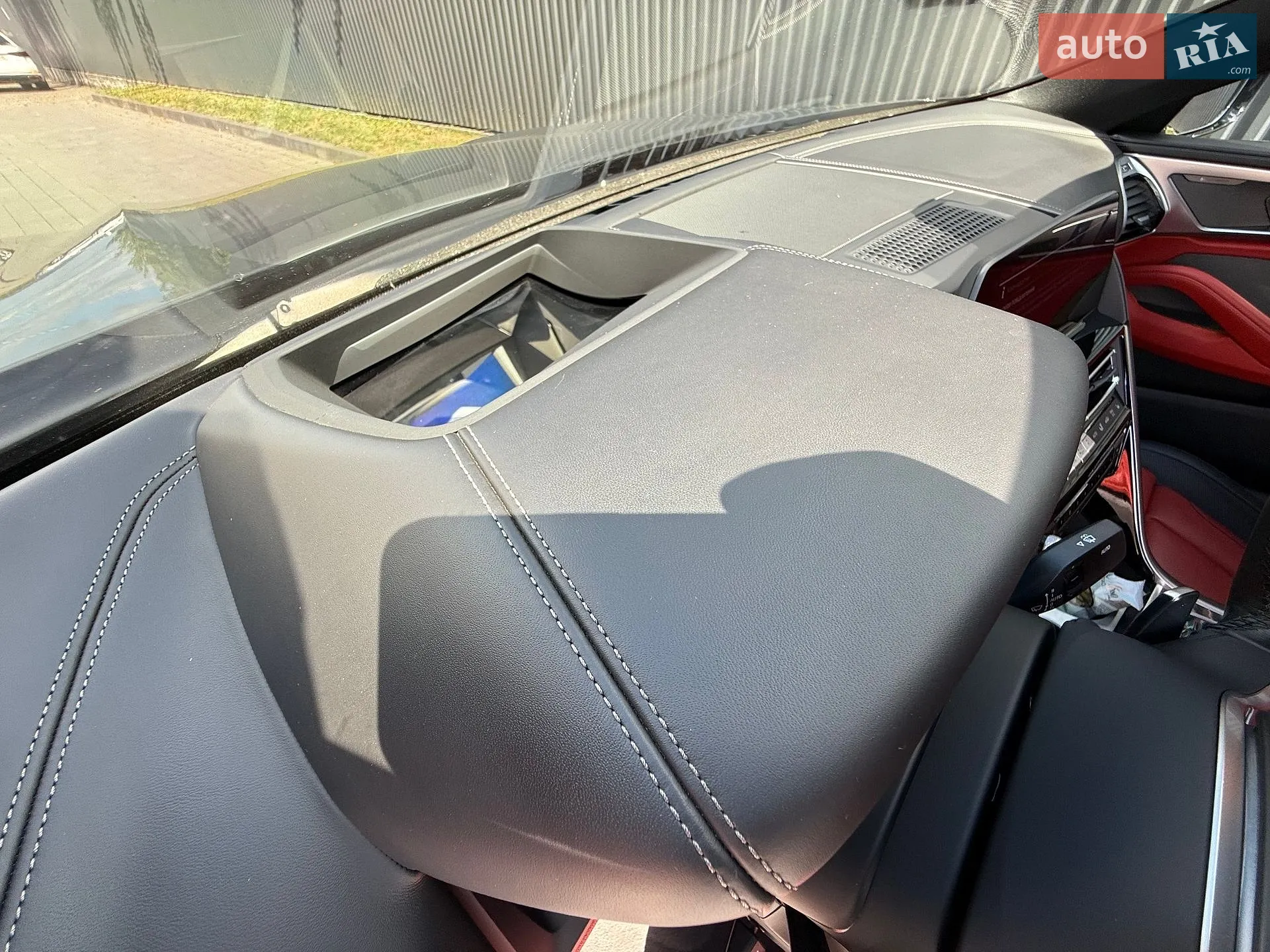 2020 BMW 8er - мініатюра 27