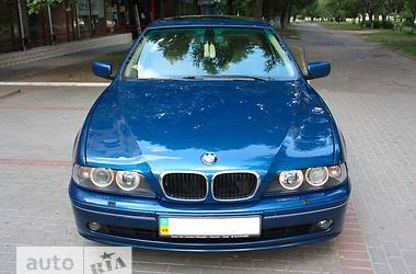 BMW 2003