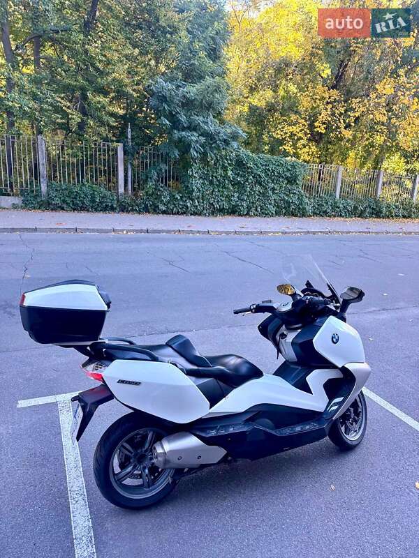 Максі-скутер BMW C 650GT 2013 в Києві фото 5 Максі-скутер BMW C 650GT 2013 в Києві