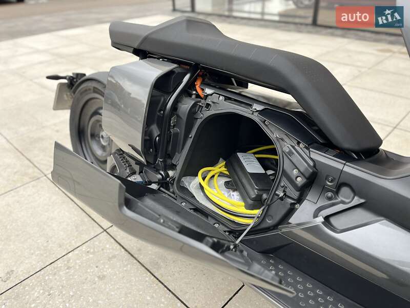 Скутер BMW CE 04 2021 в Києві