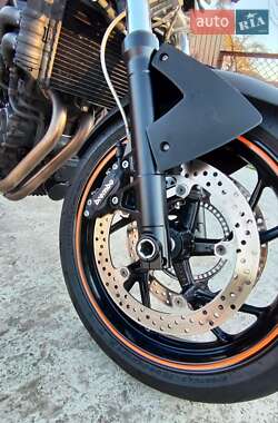 Мотоцикл Спорт-туризм BMW F 800R 2013 в 