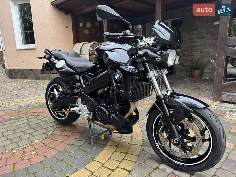 Мотоцикл Без обтекателей (Naked bike) BMW F 800R 2010 в 
