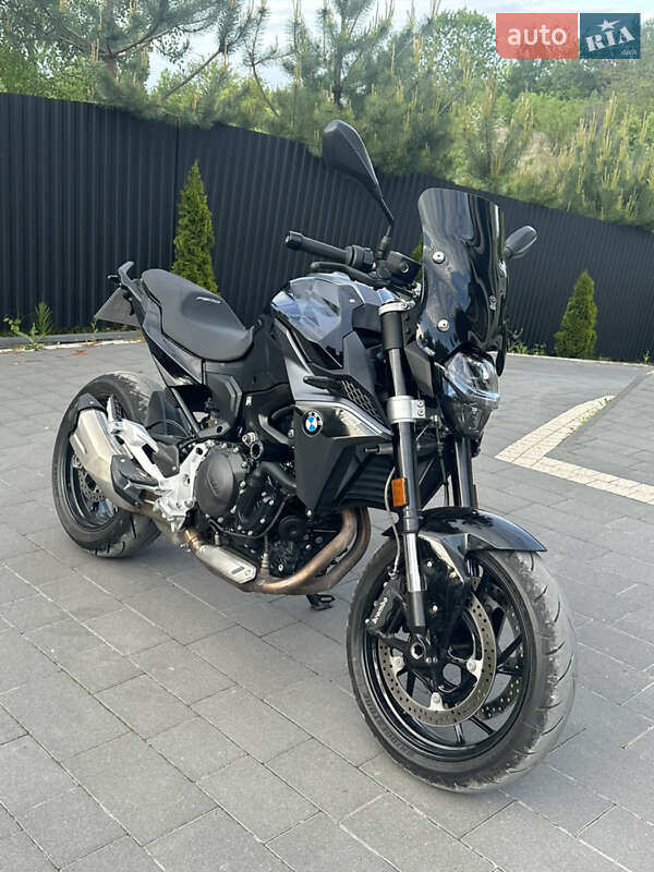 BMW F 900R 2024