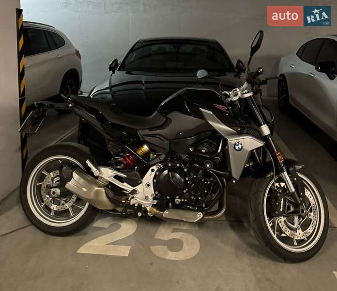 Мотоцикл Без обтікачів (Naked bike) BMW F 900R 2023 в Києві