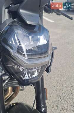 Мотоцикл Без обтекателей (Naked bike) BMW F 900R 2025 в 