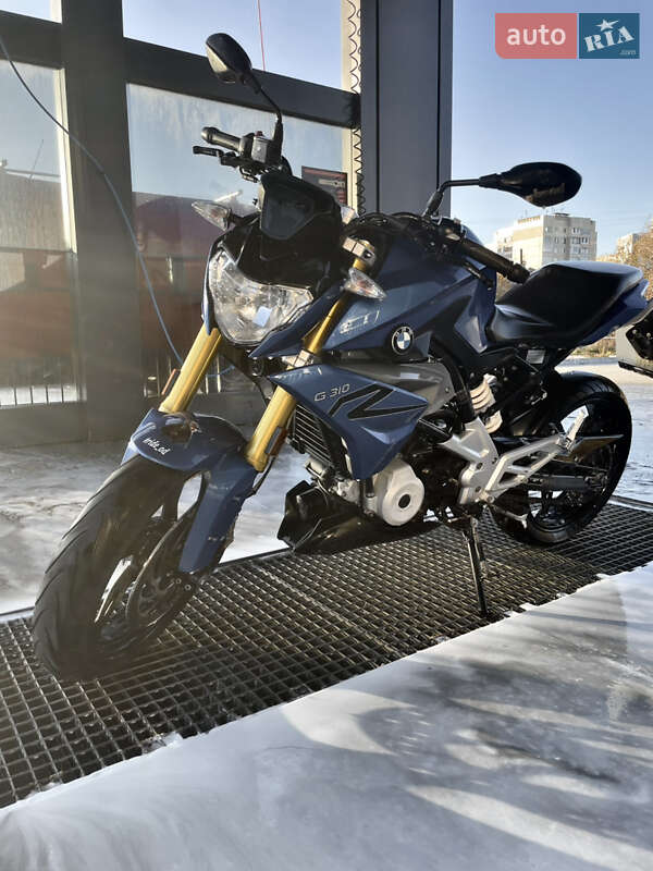Мотоцикл Без обтекателей (Naked bike) BMW G 310R 2017 в Львове фото Мотоцикл Без обтекателей (Naked bike) BMW G 310R 2017 в Львове