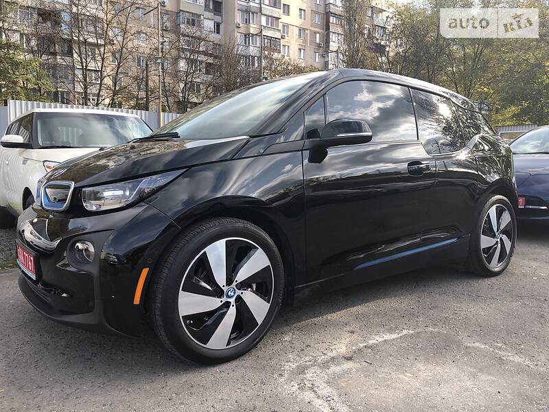 Хетчбек BMW I3 2017 в 