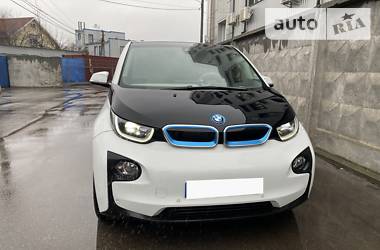 Хетчбек BMW I3 2015 в 