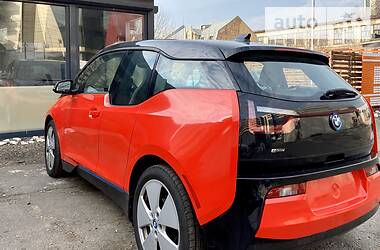 Хетчбек BMW I3 2015 в 