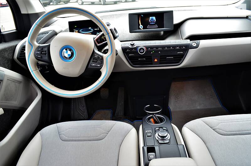 Хэтчбек BMW I3 2014 в Киеве