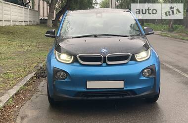 Хетчбек BMW I3 2017 в 