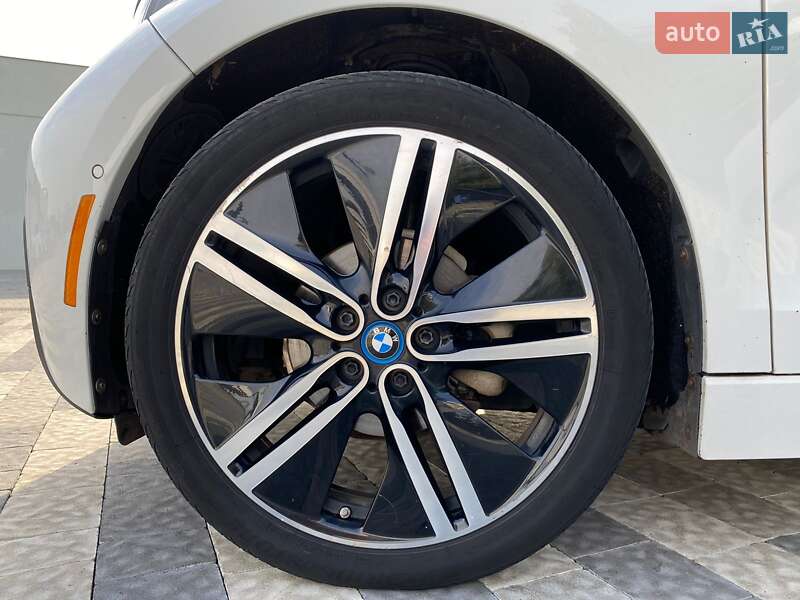 Хэтчбек BMW I3 2015 в Ужгороде