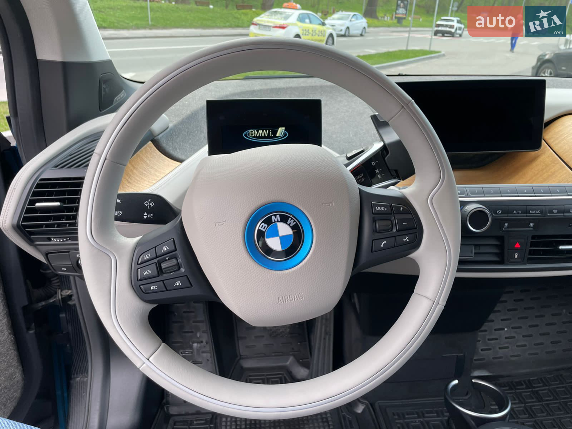 2017 BMW i3 - мініатюра 7