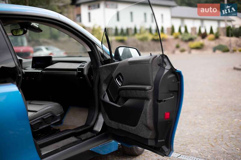 Хетчбек BMW I3 2016 в Самборі