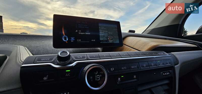 Хэтчбек BMW I3 2015 в Житомире