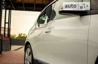 Хэтчбек BMW I3 2017 в 