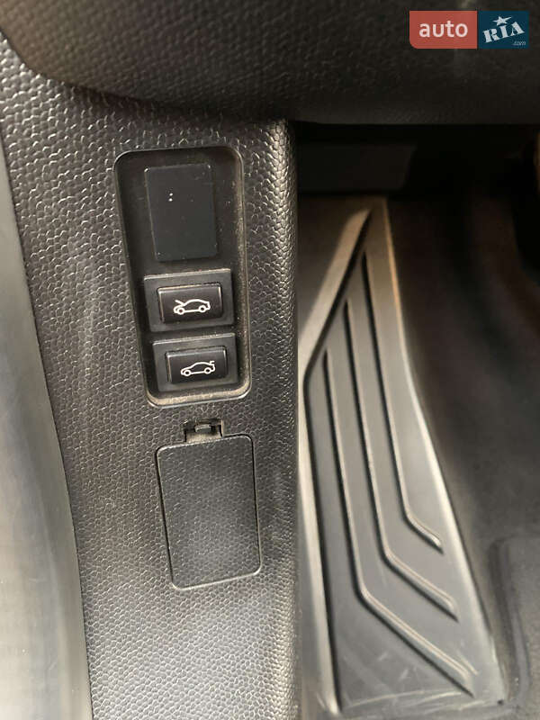 Хэтчбек BMW I3 2015 в Днепре