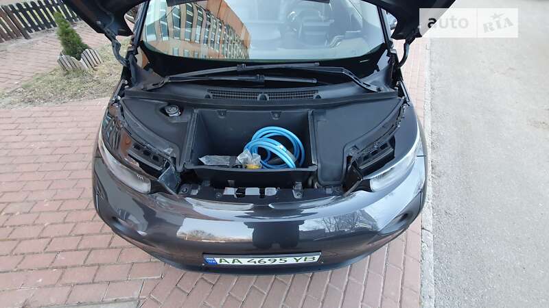 Хэтчбек BMW I3 2015 в Киеве