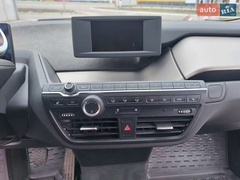 Хэтчбек BMW I3 2015 в Киеве