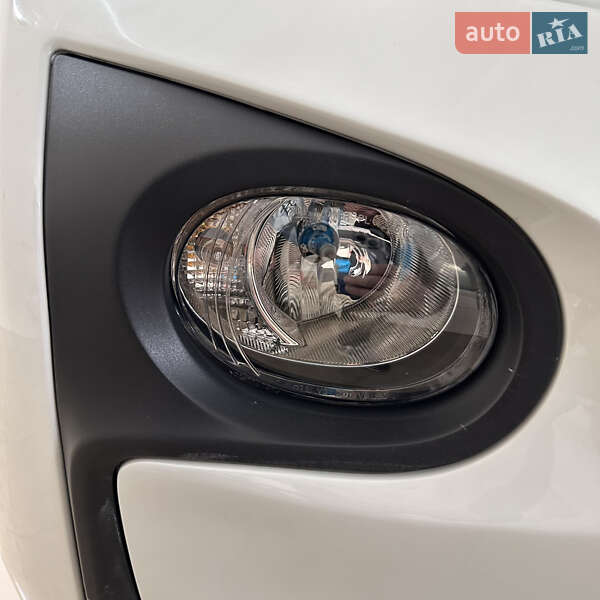 Хэтчбек BMW I3 2015 в Львове
