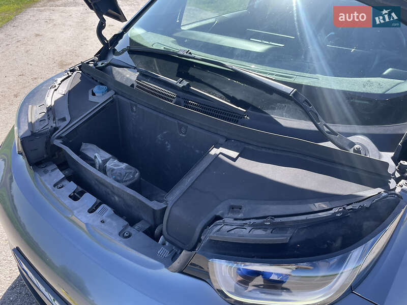 Хэтчбек BMW I3 2017 в Киеве