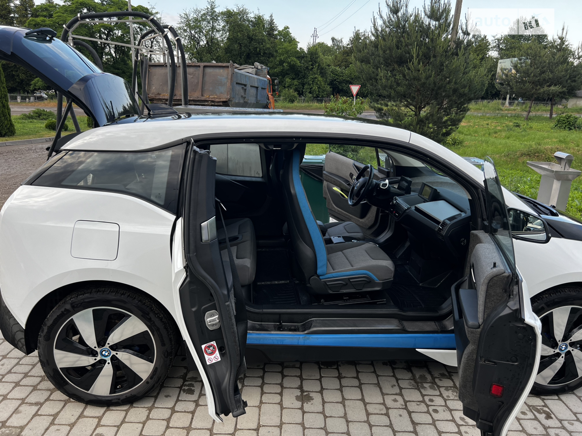 2015 BMW i3 - мініатюра 5
