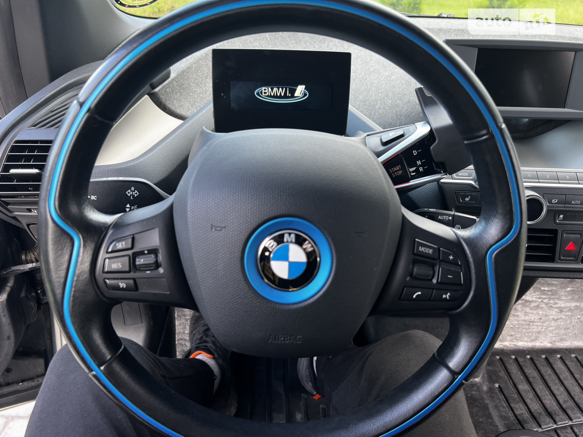 2015 BMW i3 - мініатюра 13