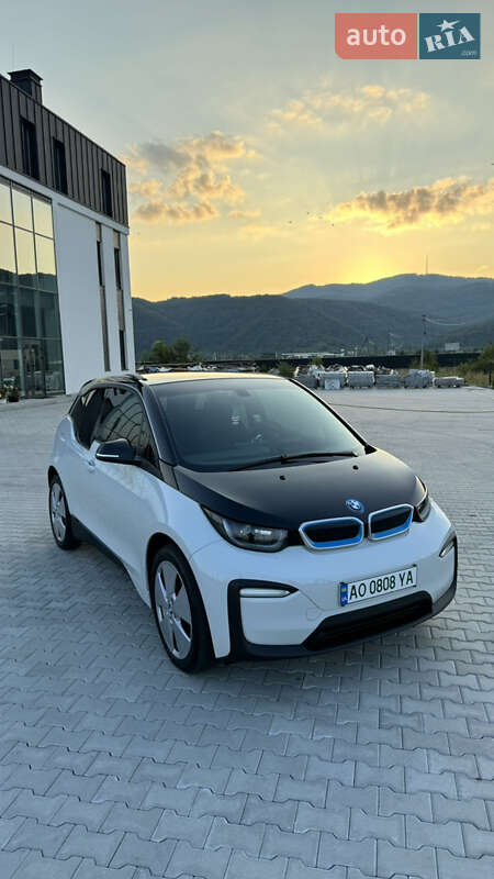 Хэтчбек BMW I3 2020 в Хусте