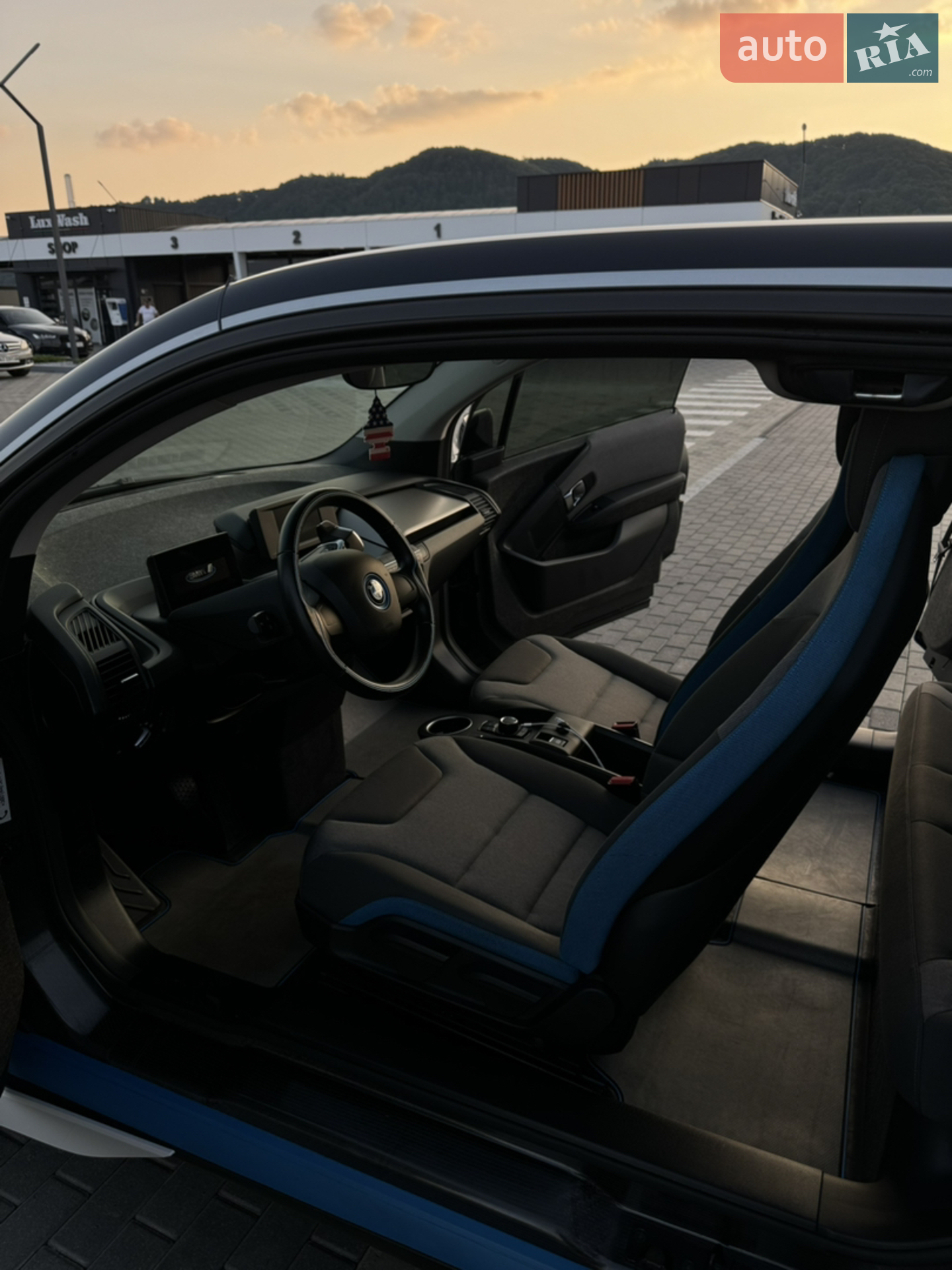 2020 BMW i3 - мініатюра 12