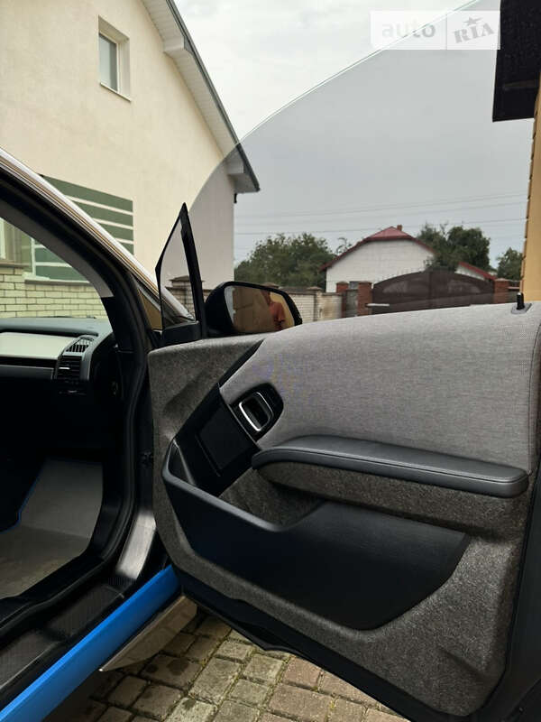 Хэтчбек BMW I3 2015 в Львове фото 20 Хэтчбек BMW I3 2015 в Львове