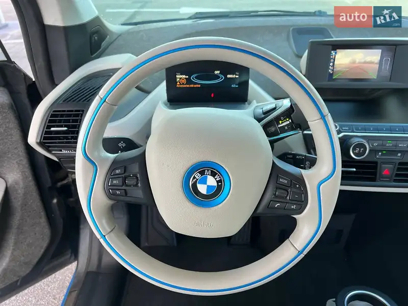 Хетчбек BMW I3 2015 в 