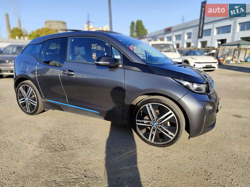 Хэтчбек BMW I3 2016 в Киеве фото 17 Хэтчбек BMW I3 2016 в Киеве