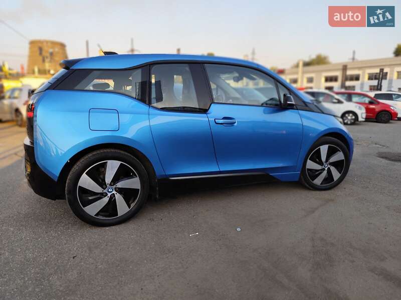 Хэтчбек BMW I3 2016 в Киеве