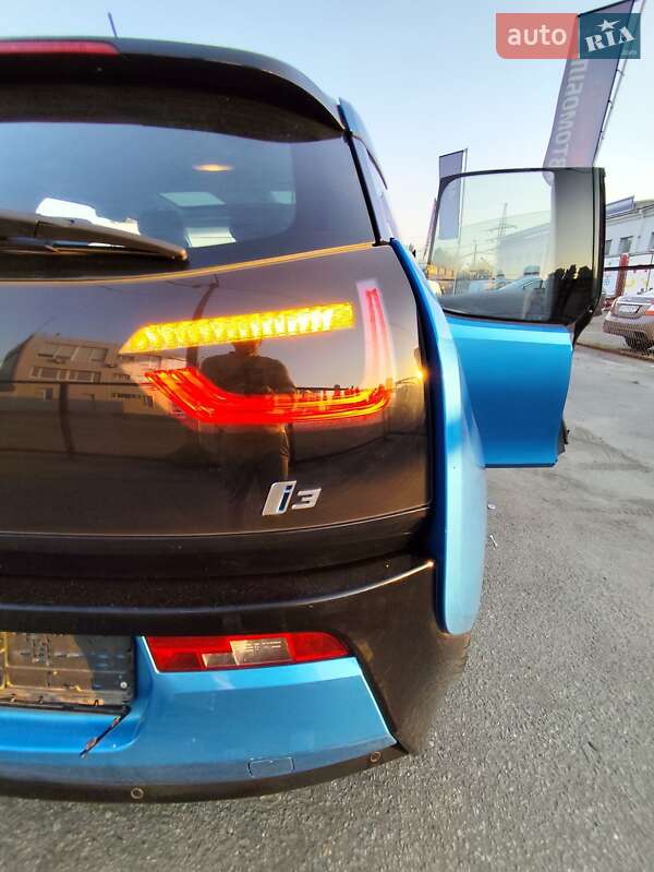 Хэтчбек BMW I3 2016 в Киеве