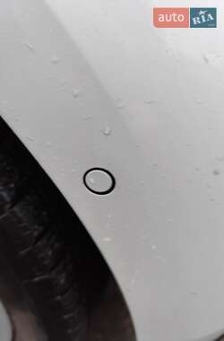 Хэтчбек BMW I3 2015 в 