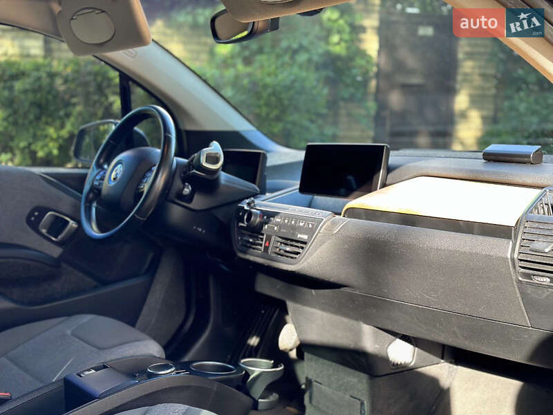 Хэтчбек BMW I3 2016 в Киеве