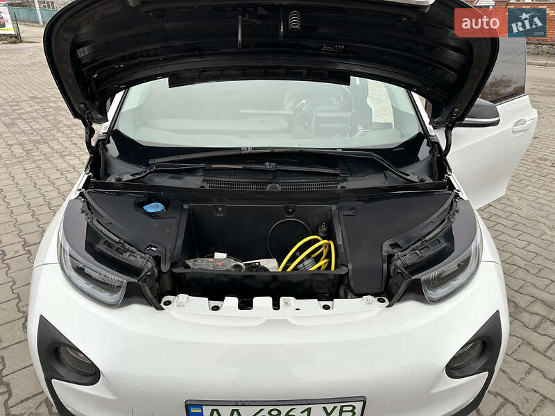 Хэтчбек BMW I3 2016 в Василькове