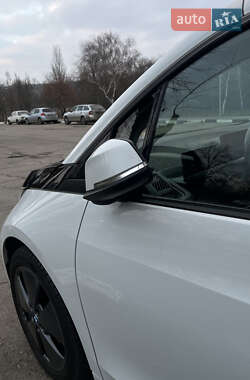 Хэтчбек BMW I3 2014 в 