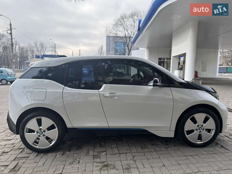Хетчбек BMW I3 2015 в Дніпрі