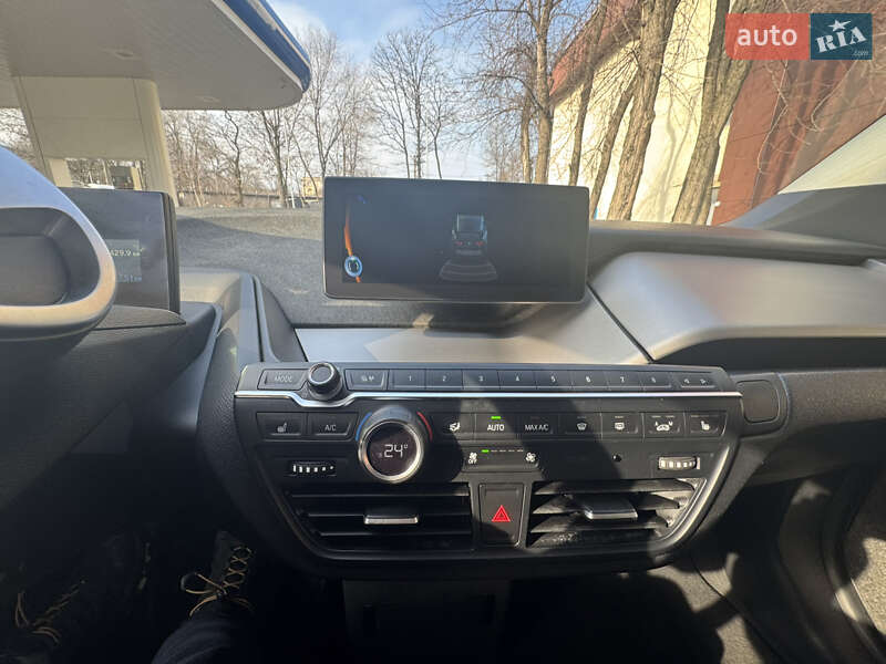 Хетчбек BMW I3 2015 в Дніпрі